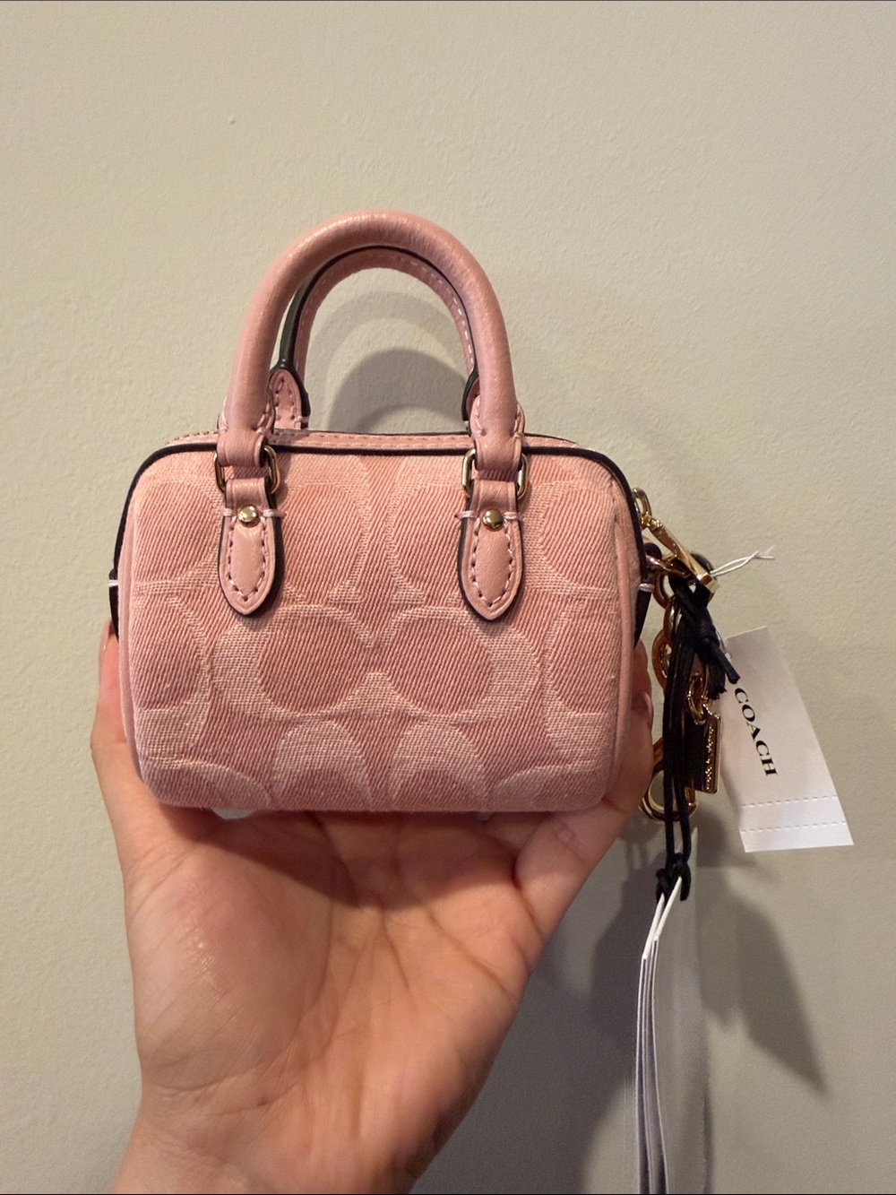 🎀COACH~Mini Rowan Bag Charm - Picture 2 of 6